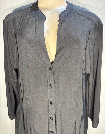 Habits Collection Black Top- Size 5 (Large)