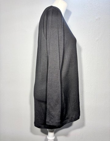 SIROCCO Black Pure Wool Top- Size Extra Large