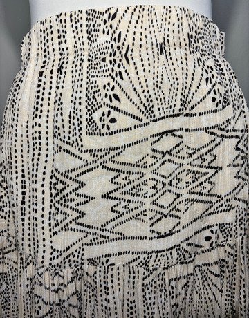 Desray Cream Patterned Skirt- Size SA32
