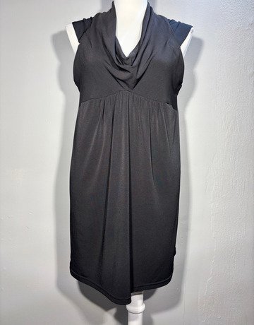 Habits Collection Black Top- Size Medium