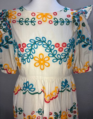 WYSE Cream Pure Cotton Dress- Size 2 (Medium)
