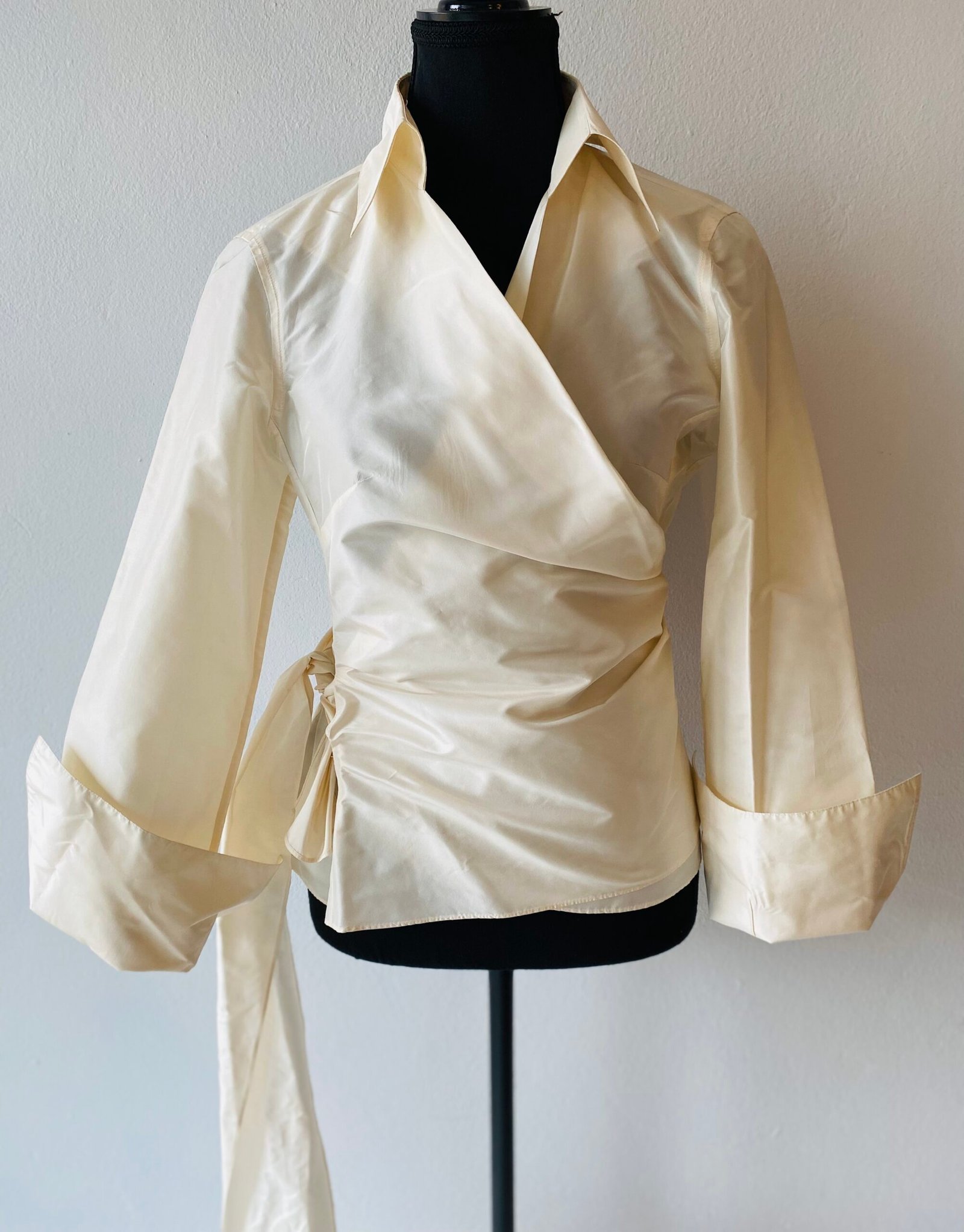 Ann Taylor (taffeta) Blouse- Size: UK 10