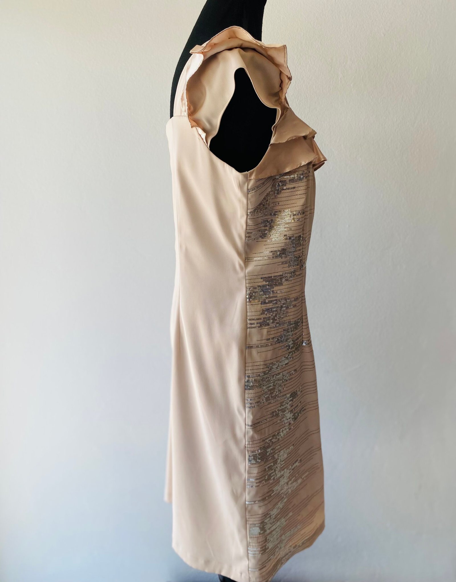 Gellian Quant, beige cocktail dress (with a touch of sparkle) – Size: XL/16
