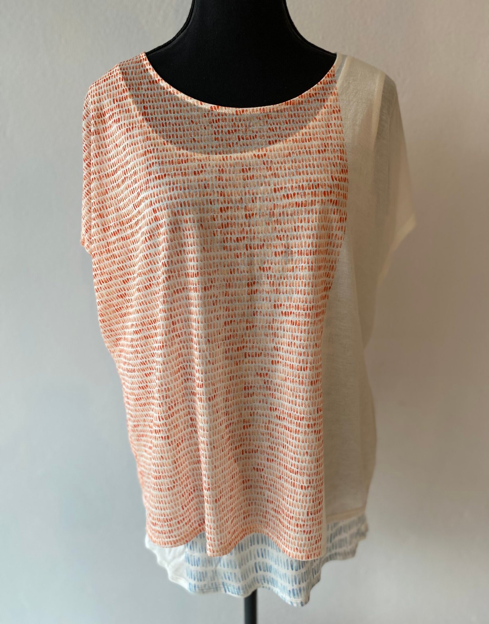 Hugo Boss (long t-shirt) - Size: SA 12