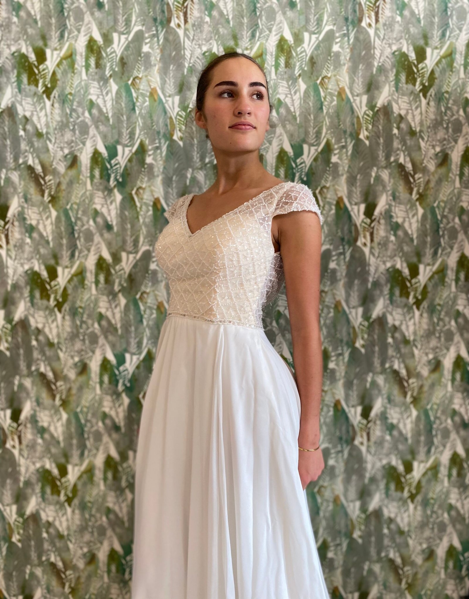 Wedding Dress (chiffon, available in our Jhb Shop, Linden)- Size: SA 10