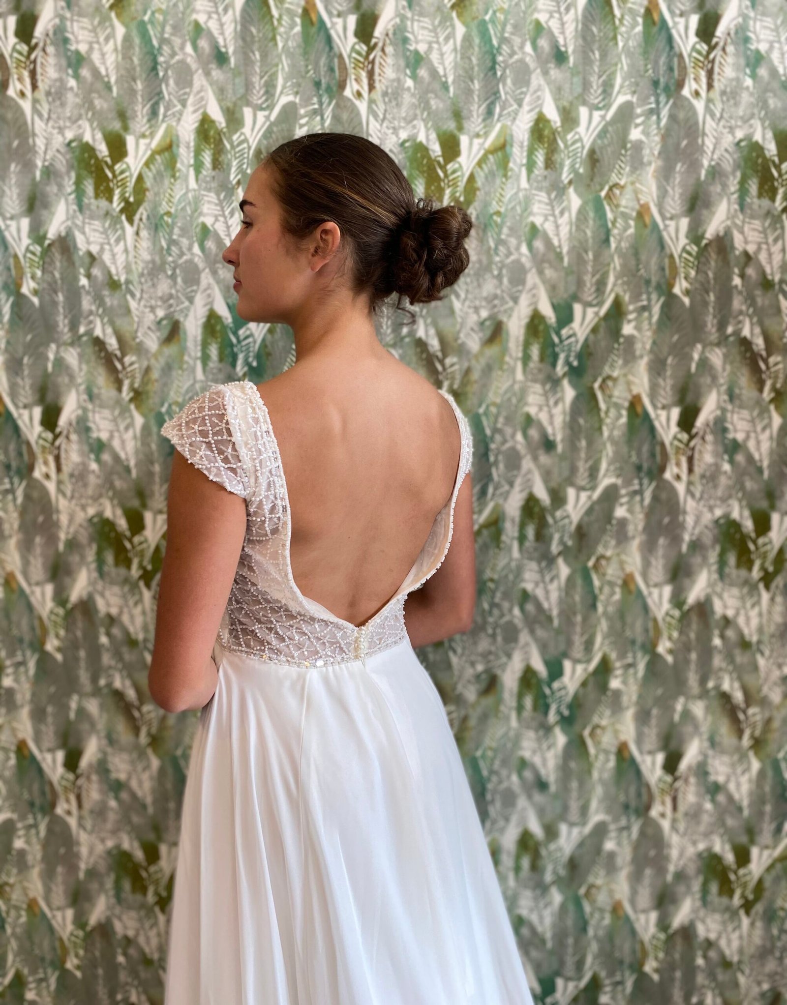 Wedding Dress (chiffon, available in our Jhb Shop, Linden)- Size: SA 10