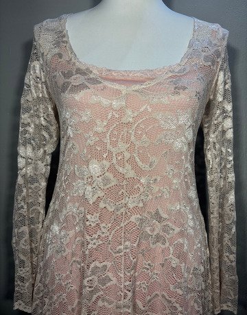 Mystic Rose Cream Floral Lace Maxi Dress – Size Small