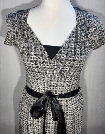 Finnigans Black And White Patterned Dress- Size SA34