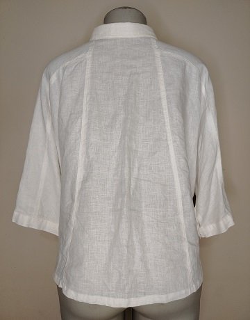 Silhouette Linen Top – Size Medium