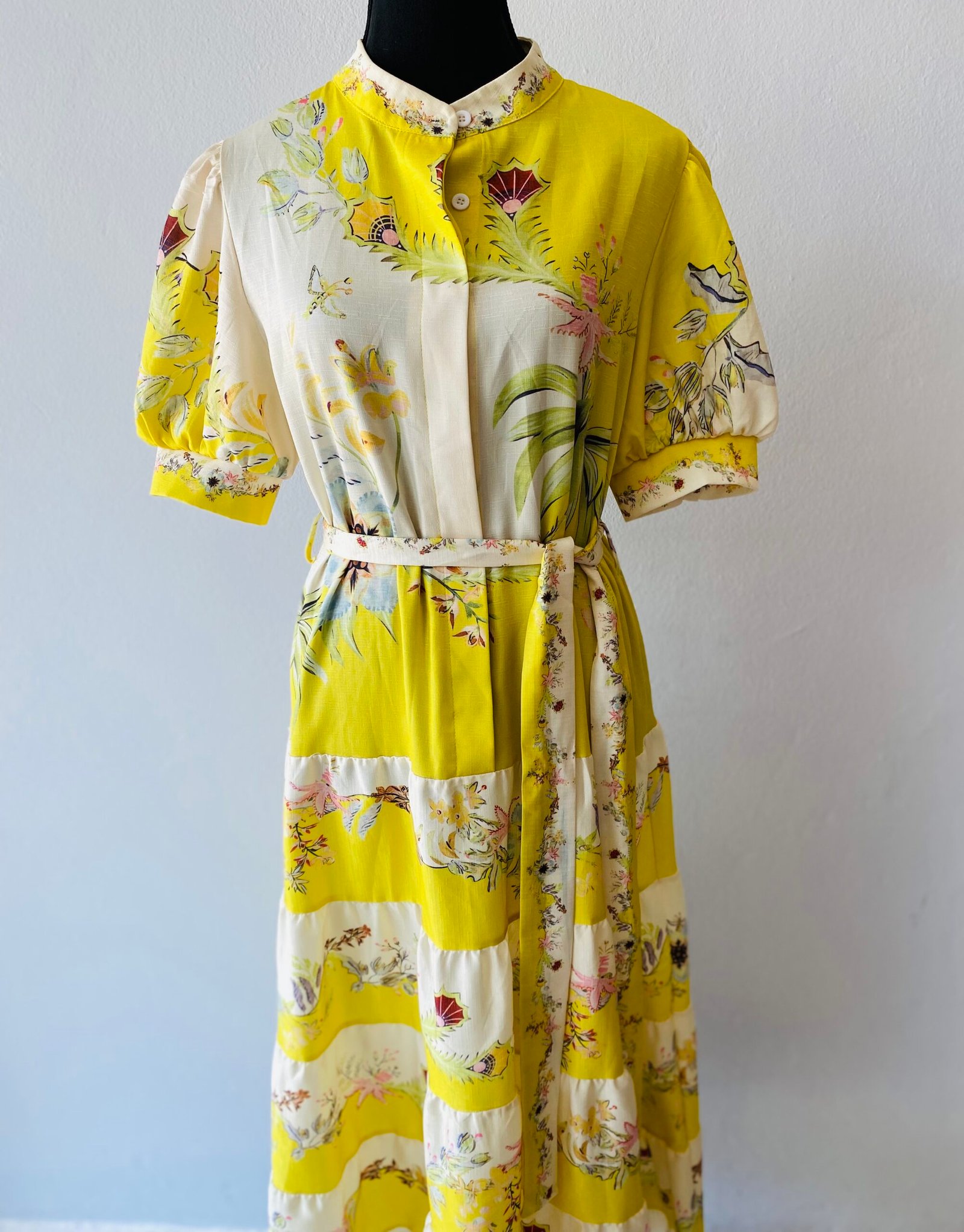 No Label Dress - Size: SA 10